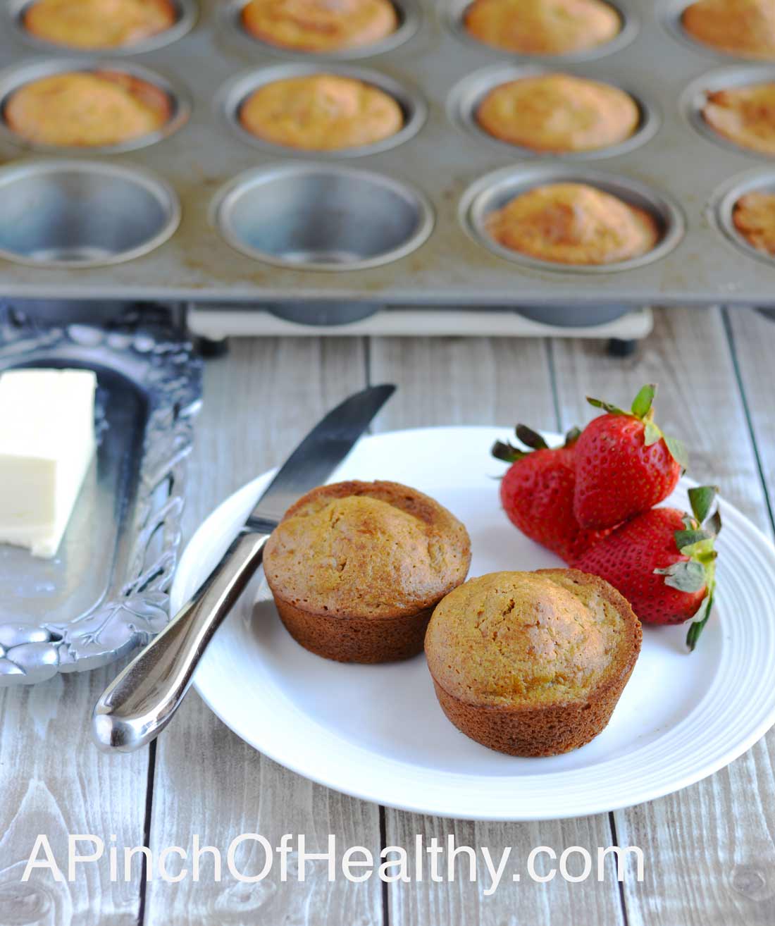 Banana Bran Muffins| APinchOfHealthy.com