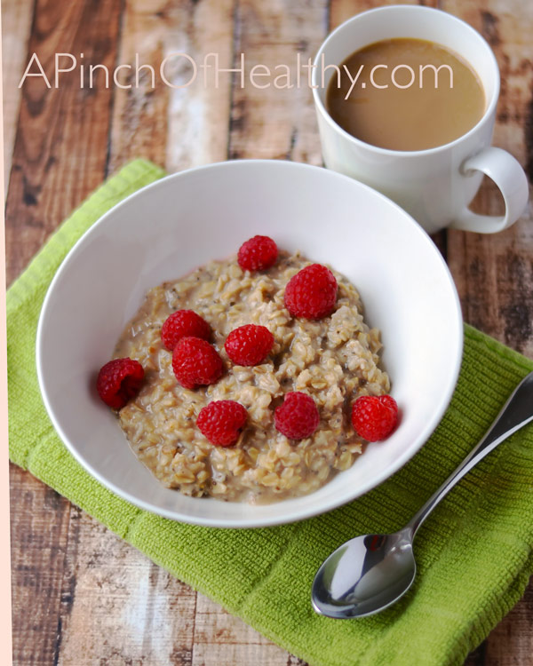 Cinnamon Maple Oatmeal - Vegan & Gluten free| APinchOfHealthy.com