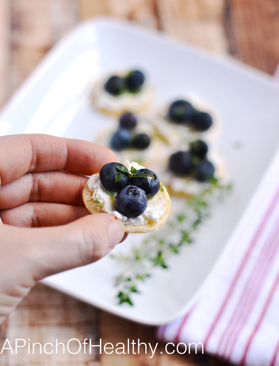 Honey, Goat Cheese and Blueberries on Blue Diamond Nut Thins| APinchOfHealthy.com