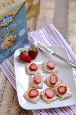 Blue Diamond Artisan Nut Thins | APinchOfHealthy.com