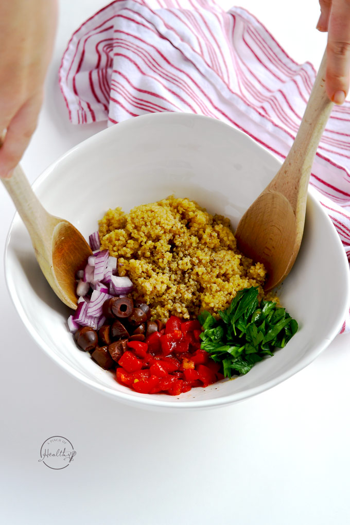 Greek quinoa salad is a simple side dish or vegetarian main dish that is easy, delicious and filling. | APinchOfHealthy.com