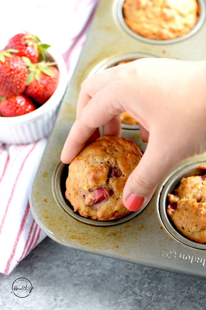 Strawberry muffins whole grain refined sugar free Greek yogurt