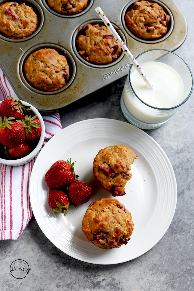 Strawberry muffins whole grain refined sugar free Greek yogurt