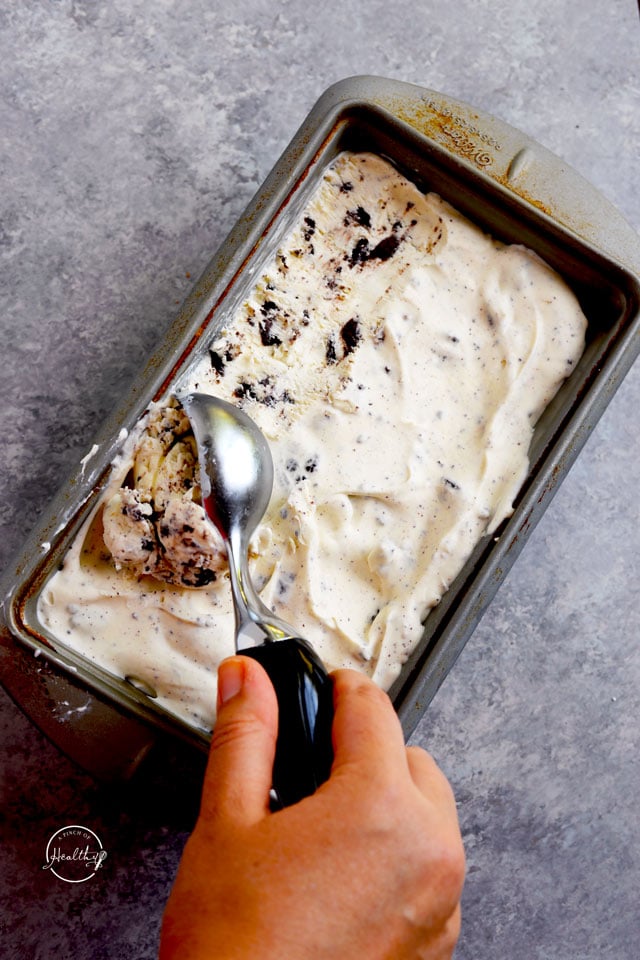 No churn homemade cookies and cream ice cream scooped