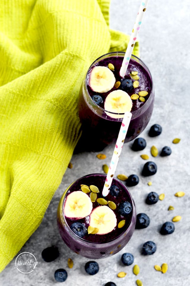 Blueberry smoothie with garnishes