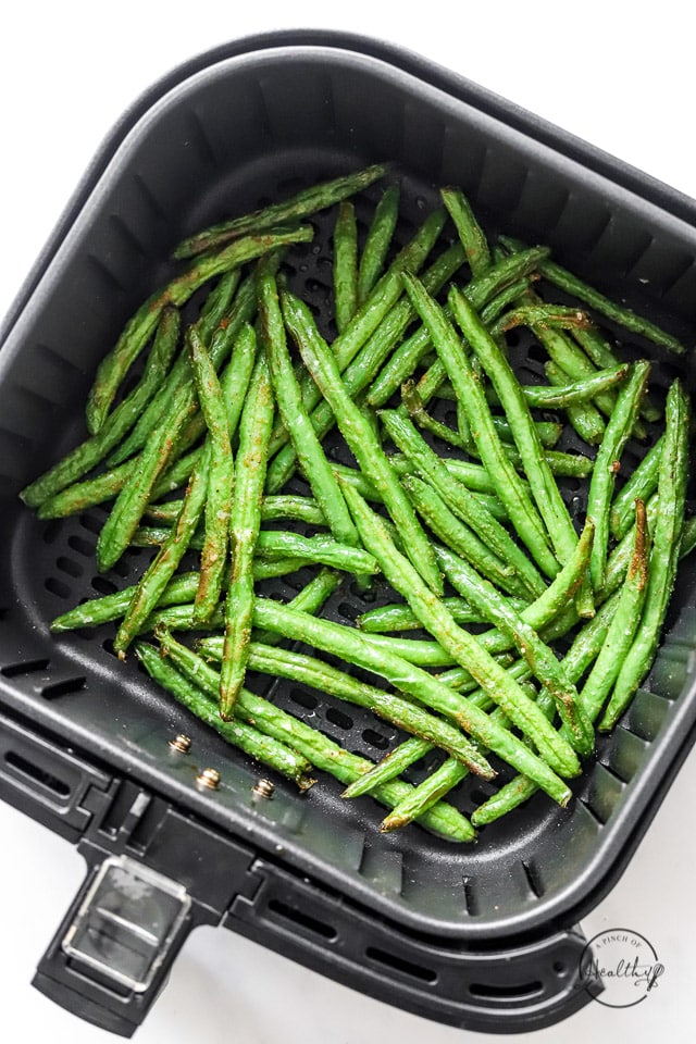 Air Fryer Green Beans in air fryer basket