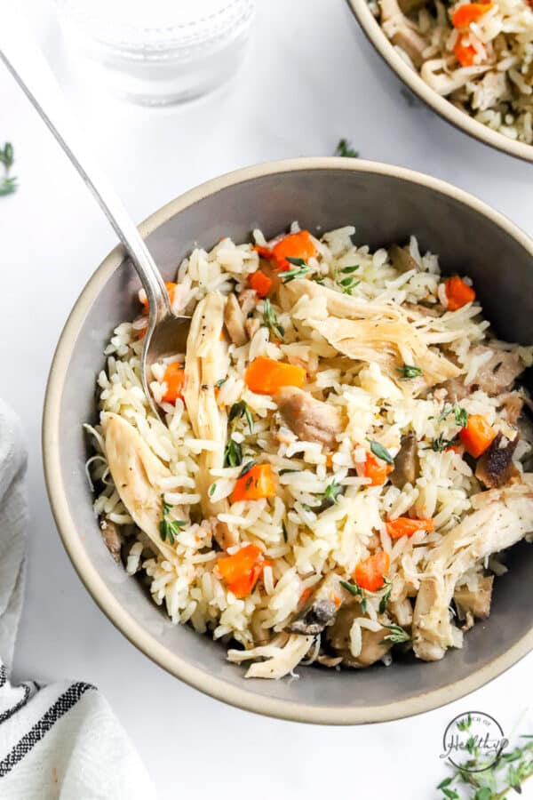 One Pot Chicken and Rice - A Pinch of Healthy