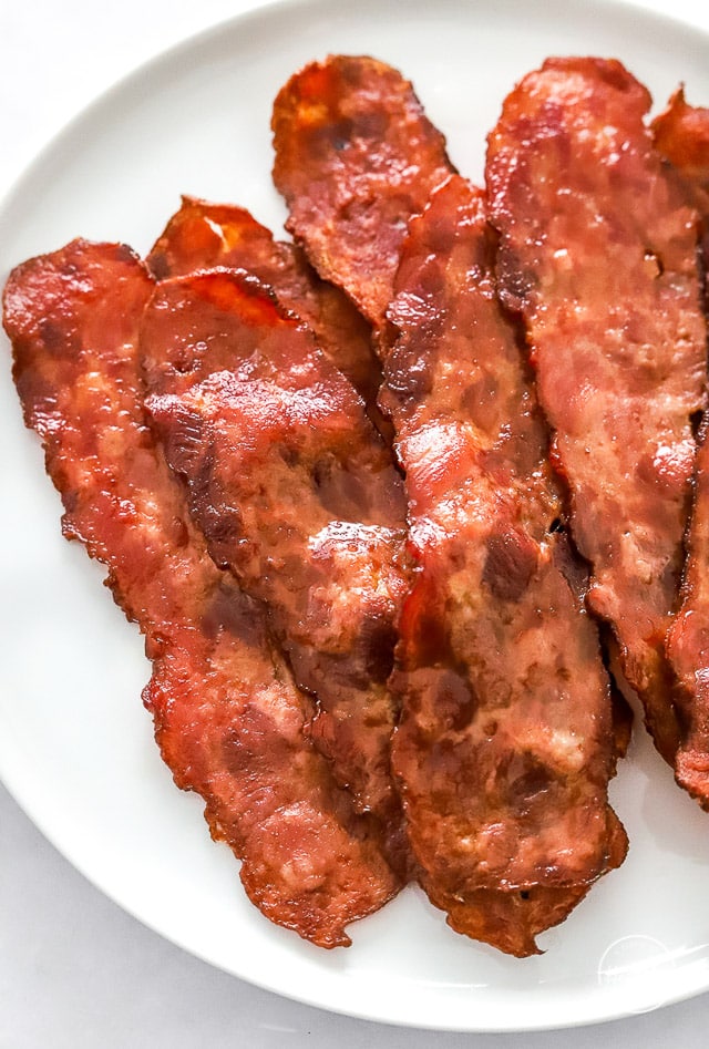 closeup air fried turkey bacon